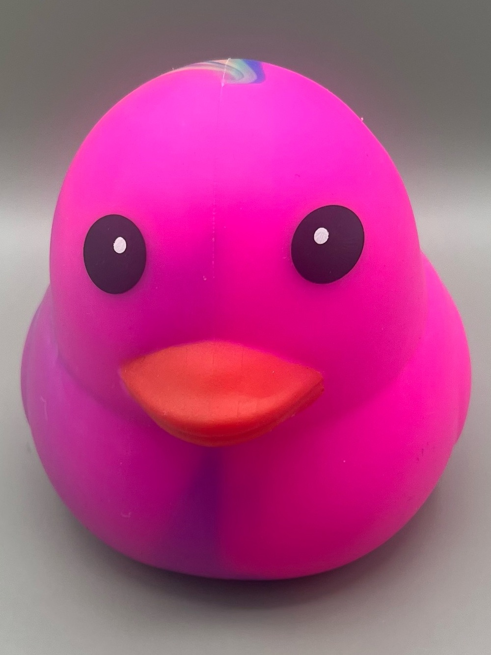 Toymendous SQUEEEZY Jumbo Squishy Duck Chick VIRAL Toy In Hot PINK Tie-Dye 🩷🌈NEW